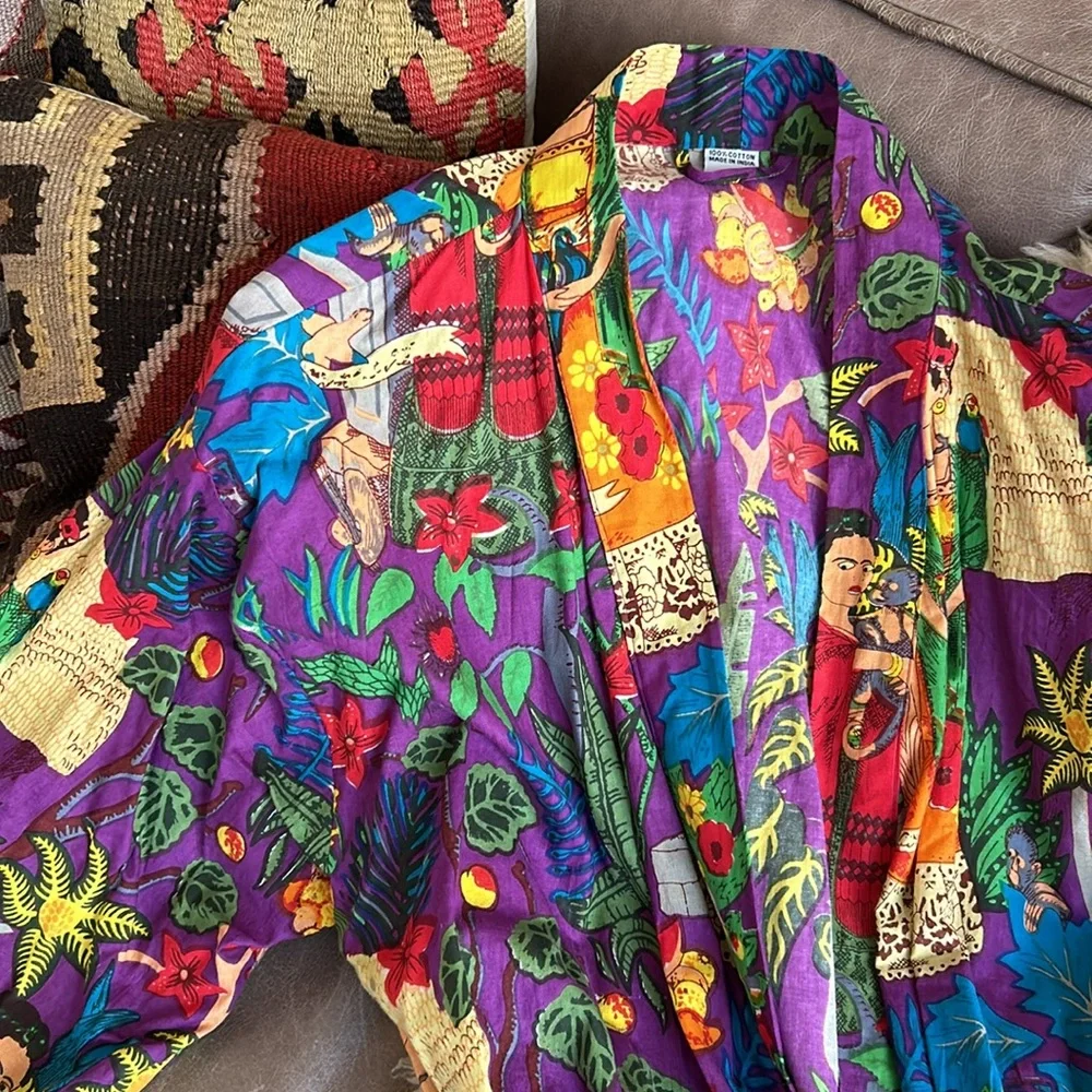 Frida Kahlo Lightweight Robe - Picture 2 of 13